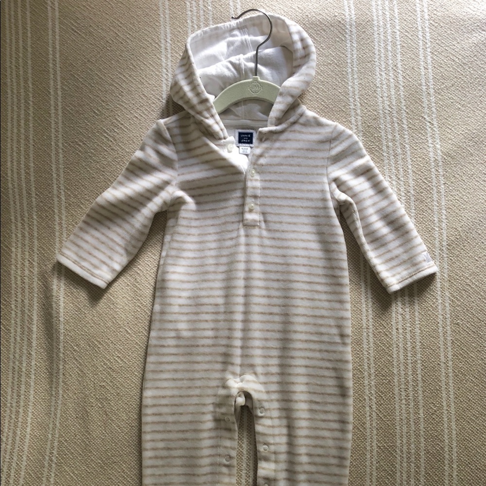 NWOT Janie and Jack Hooded Velour Onepiece